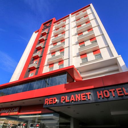 Red Planet Davao Hotel Exterior foto